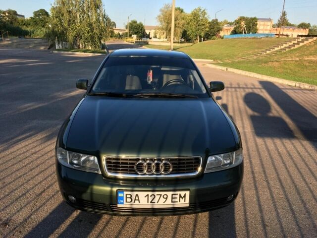Зелений Ауді А4, об'ємом двигуна 1.6 л та пробігом 292 тис. км за 4200 $, фото 1 на Automoto.ua