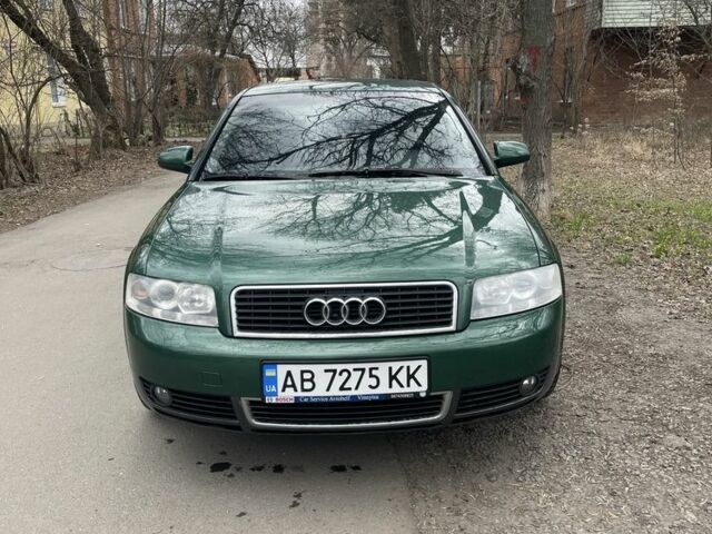 Зелений Ауді А4, об'ємом двигуна 1.6 л та пробігом 333 тис. км за 5300 $, фото 1 на Automoto.ua