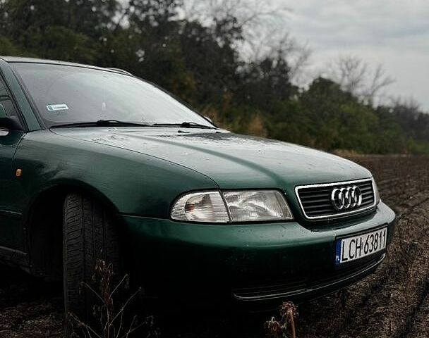 Зеленый Ауди А4, объемом двигателя 1.9 л и пробегом 390 тыс. км за 2600 $, фото 1 на Automoto.ua