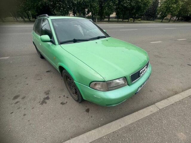 Зелений Ауді А4, об'ємом двигуна 1.8 л та пробігом 2 тис. км за 1300 $, фото 1 на Automoto.ua
