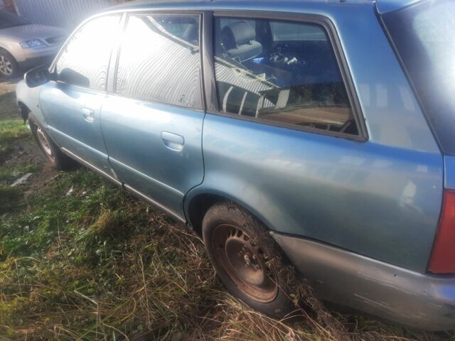 Зелений Ауді А4, об'ємом двигуна 1.9 л та пробігом 3 тис. км за 15 $, фото 1 на Automoto.ua