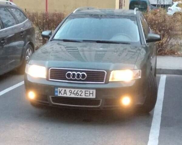 Зелений Ауді А4, об'ємом двигуна 2.5 л та пробігом 326 тис. км за 5300 $, фото 1 на Automoto.ua