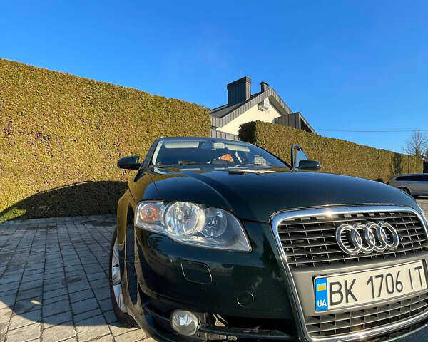 Зеленый Ауди А4, объемом двигателя 2 л и пробегом 235 тыс. км за 5999 $, фото 1 на Automoto.ua