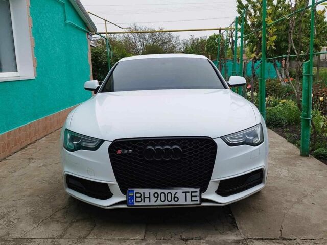 Белый Ауди А5, объемом двигателя 2 л и пробегом 134 тыс. км за 10600 $, фото 1 на Automoto.ua