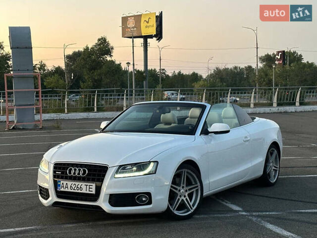 Білий Ауді A5, об'ємом двигуна 1.98 л та пробігом 138 тис. км за 12000 $, фото 1 на Automoto.ua