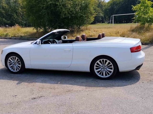 Білий Ауді A5, об'ємом двигуна 2 л та пробігом 162 тис. км за 16999 $, фото 1 на Automoto.ua