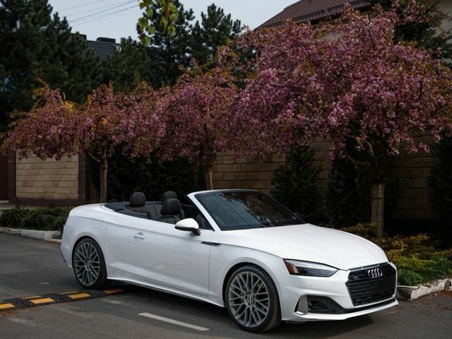 Белый Ауди А5, объемом двигателя 2 л и пробегом 35 тыс. км за 32000 $, фото 1 на Automoto.ua