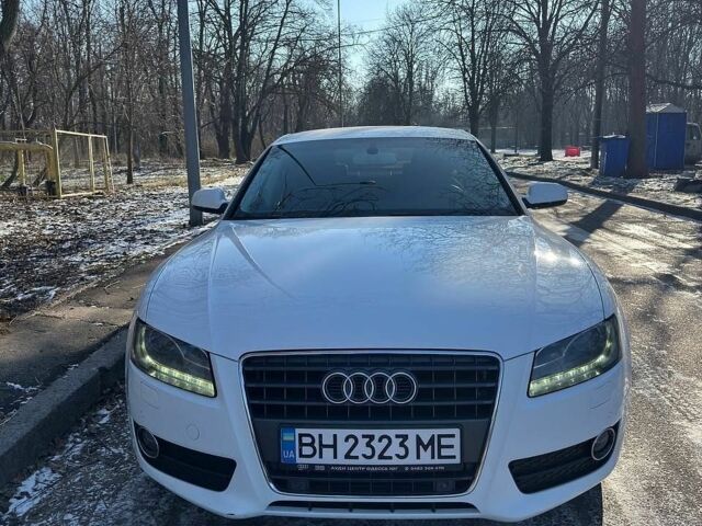 Білий Ауді A5, об'ємом двигуна 2 л та пробігом 152 тис. км за 13200 $, фото 1 на Automoto.ua