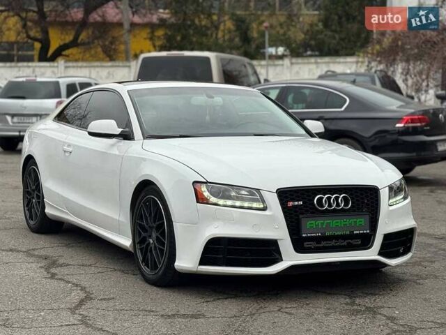 Білий Ауді A5, об'ємом двигуна 1.98 л та пробігом 222 тис. км за 8900 $, фото 1 на Automoto.ua