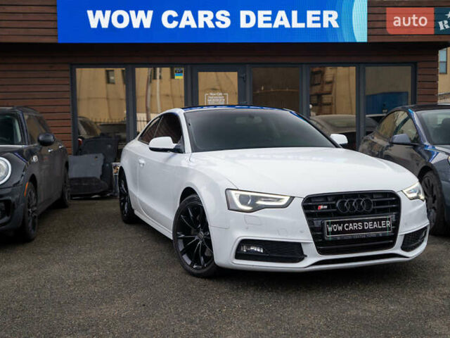 Білий Ауді A5, об'ємом двигуна 2 л та пробігом 155 тис. км за 13000 $, фото 1 на Automoto.ua