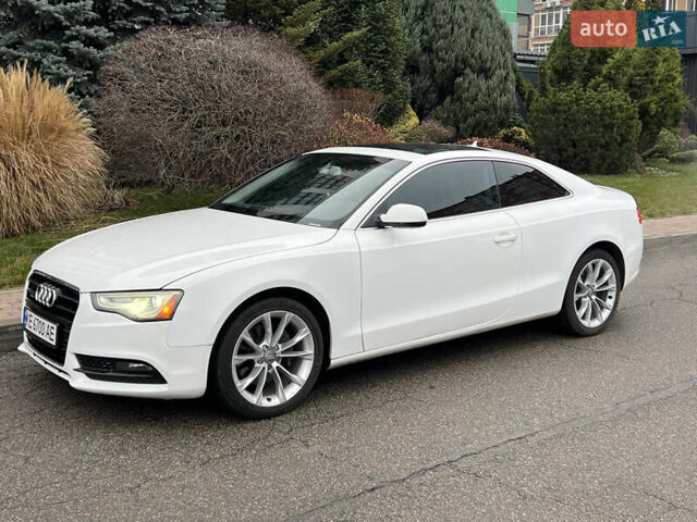 Белый Ауди А5, объемом двигателя 1.98 л и пробегом 171 тыс. км за 10700 $, фото 1 на Automoto.ua