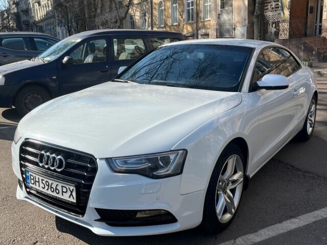 Білий Ауді A5, об'ємом двигуна 1.98 л та пробігом 181 тис. км за 10000 $, фото 1 на Automoto.ua