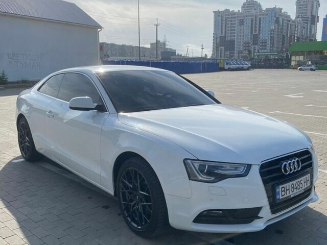 Белый Ауди А5, объемом двигателя 1.8 л и пробегом 157 тыс. км за 12500 $, фото 1 на Automoto.ua