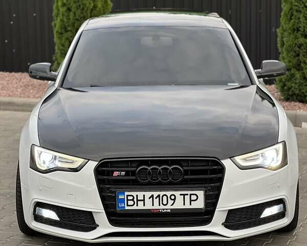 Белый Ауди А5, объемом двигателя 2 л и пробегом 122 тыс. км за 13500 $, фото 1 на Automoto.ua