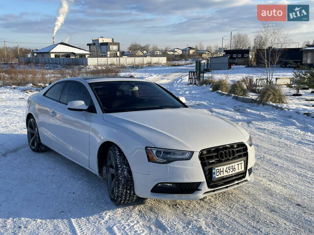 Белый Ауди А5, объемом двигателя 1.98 л и пробегом 150 тыс. км за 13000 $, фото 1 на Automoto.ua