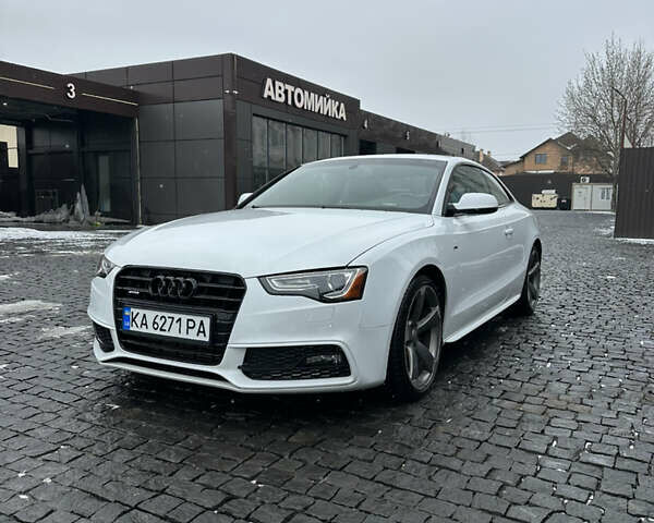 Белый Ауди А5, объемом двигателя 2 л и пробегом 140 тыс. км за 5000 $, фото 1 на Automoto.ua