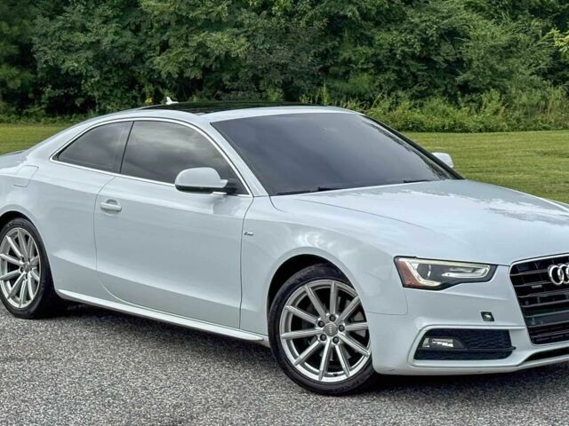 Белый Ауди А5, объемом двигателя 2 л и пробегом 108 тыс. км за 16000 $, фото 1 на Automoto.ua