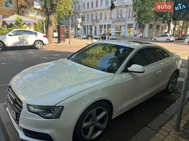 Білий Ауді A5, об'ємом двигуна 1.97 л та пробігом 94 тис. км за 21500 $, фото 1 на Automoto.ua