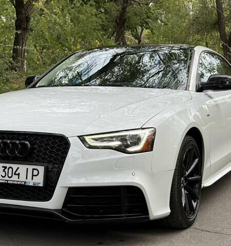 Белый Ауди А5, объемом двигателя 2 л и пробегом 132 тыс. км за 16000 $, фото 1 на Automoto.ua