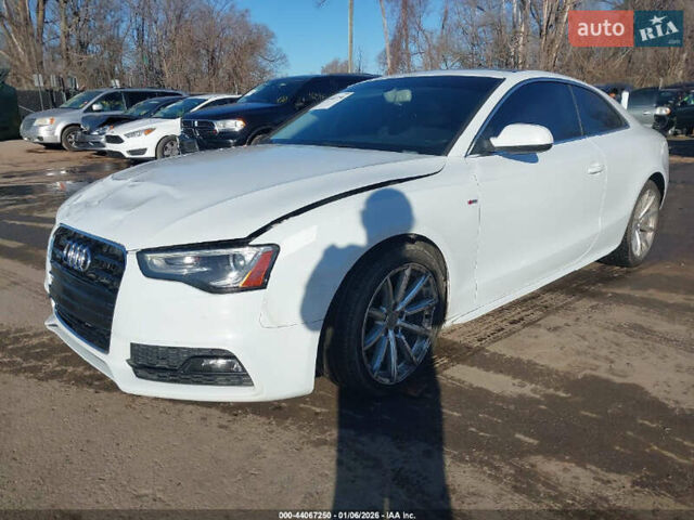 Белый Ауди А5, объемом двигателя 2 л и пробегом 90 тыс. км за 1600 $, фото 1 на Automoto.ua