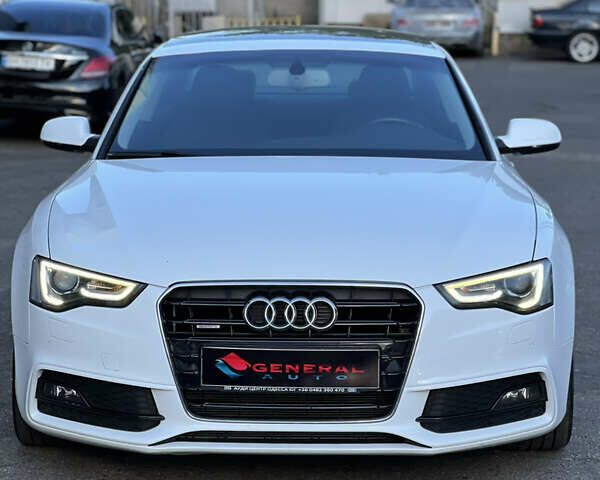 Белый Ауди А5, объемом двигателя 1.97 л и пробегом 83 тыс. км за 15999 $, фото 1 на Automoto.ua