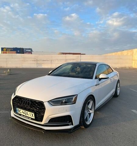 Белый Ауди А5, объемом двигателя 1.98 л и пробегом 157 тыс. км за 20999 $, фото 1 на Automoto.ua