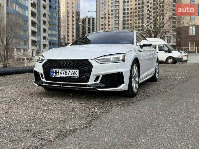 Белый Ауди А5, объемом двигателя 1.98 л и пробегом 122 тыс. км за 29699 $, фото 1 на Automoto.ua