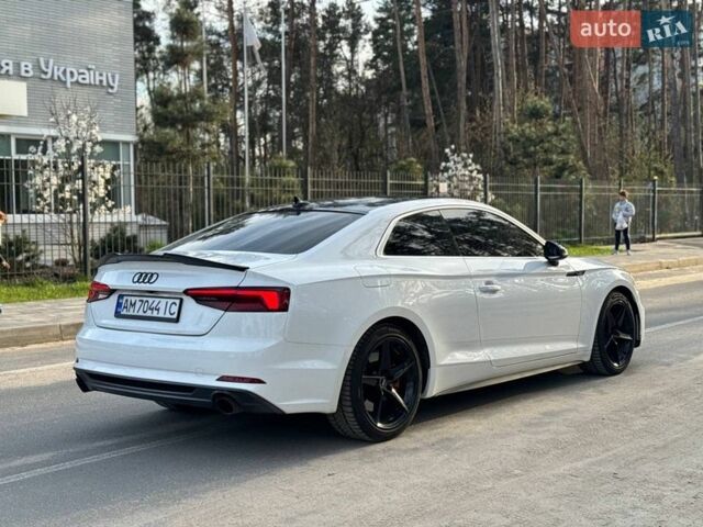 Белый Ауди А5, объемом двигателя 1.98 л и пробегом 210 тыс. км за 23500 $, фото 1 на Automoto.ua
