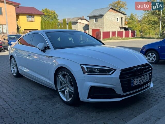 Белый Ауди А5, объемом двигателя 2 л и пробегом 154 тыс. км за 21999 $, фото 1 на Automoto.ua