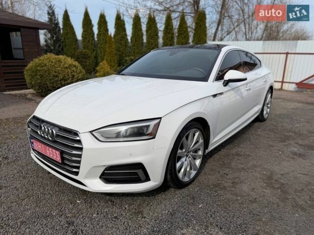 Белый Ауди А5, объемом двигателя 2 л и пробегом 214 тыс. км за 18999 $, фото 1 на Automoto.ua