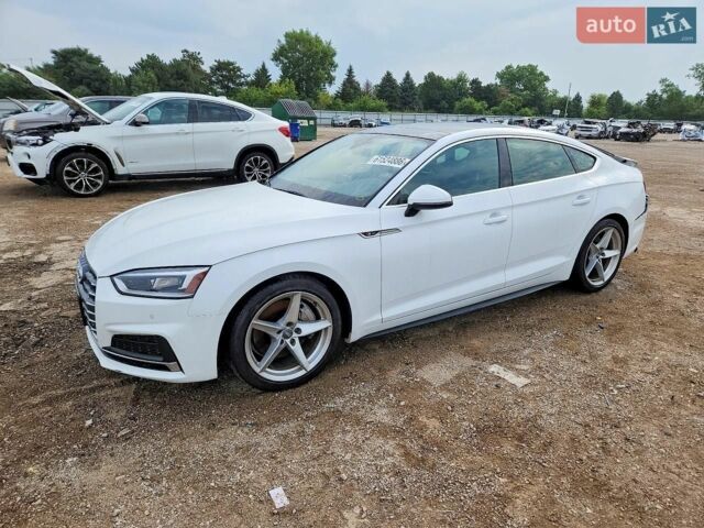 Белый Ауди А5, объемом двигателя 2 л и пробегом 126 тыс. км за 5000 $, фото 1 на Automoto.ua
