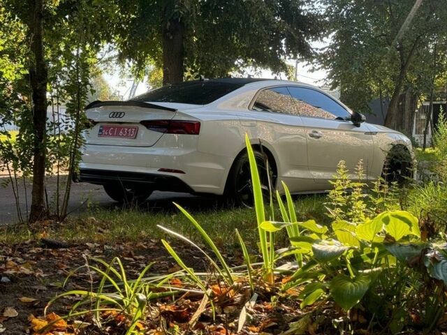 Белый Ауди А5, объемом двигателя 2 л и пробегом 210 тыс. км за 17999 $, фото 1 на Automoto.ua