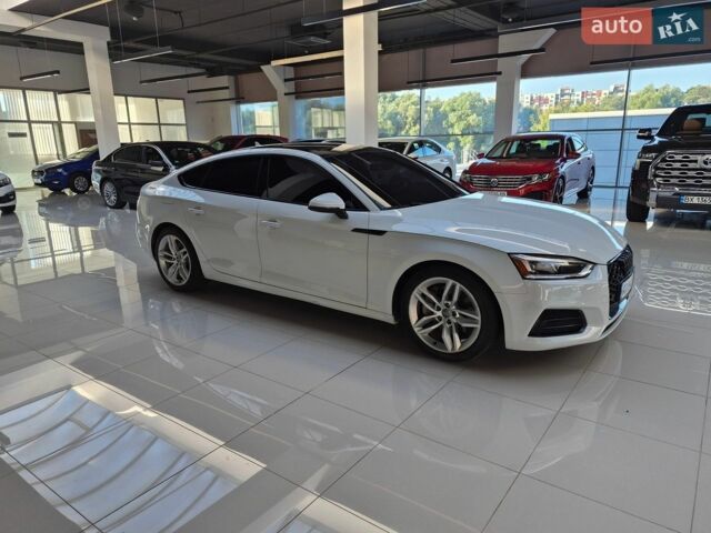 Белый Ауди А5, объемом двигателя 1.98 л и пробегом 113 тыс. км за 24999 $, фото 1 на Automoto.ua