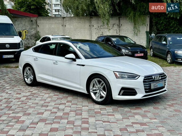 Белый Ауди А5, объемом двигателя 1.98 л и пробегом 172 тыс. км за 22800 $, фото 1 на Automoto.ua