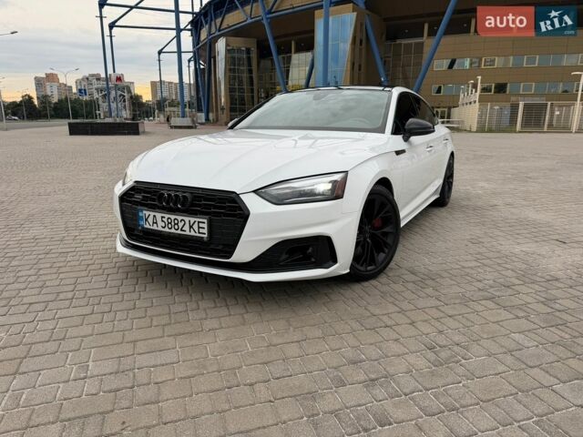 Белый Ауди А5, объемом двигателя 2 л и пробегом 104 тыс. км за 24999 $, фото 1 на Automoto.ua