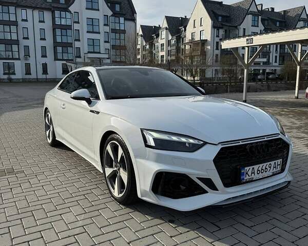 Белый Ауди А5, объемом двигателя 1.98 л и пробегом 94 тыс. км за 29900 $, фото 1 на Automoto.ua