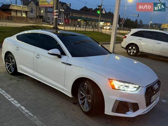 Білий Ауді A5, об'ємом двигуна 1.98 л та пробігом 8 тис. км за 38500 $, фото 1 на Automoto.ua