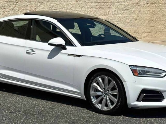 Білий Ауді A5, об'ємом двигуна 2 л та пробігом 40 тис. км за 7514 $, фото 1 на Automoto.ua