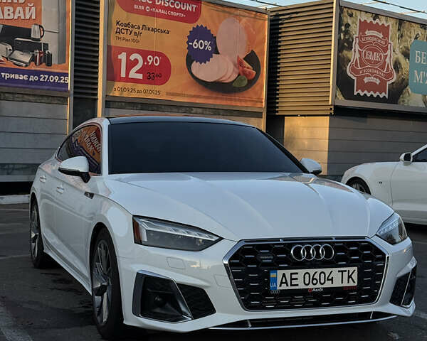 Білий Ауді A5, об'ємом двигуна 1.98 л та пробігом 97 тис. км за 32500 $, фото 1 на Automoto.ua