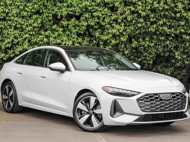 Білий Ауді A5, об'ємом двигуна 2 л та пробігом 10 тис. км за 16000 $, фото 1 на Automoto.ua