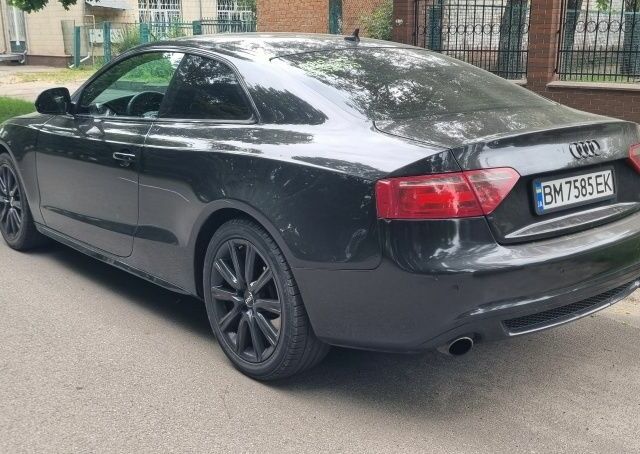Чорний Ауді A5, об'ємом двигуна 0 л та пробігом 301 тис. км за 10720 $, фото 1 на Automoto.ua
