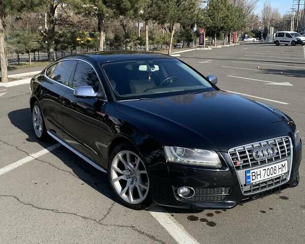 Черный Ауди А5, объемом двигателя 1.98 л и пробегом 213 тыс. км за 11200 $, фото 1 на Automoto.ua