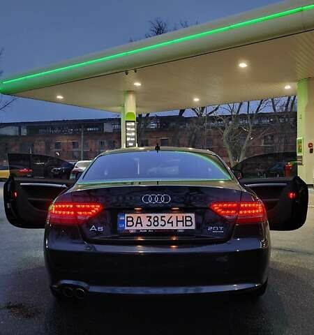 Чорний Ауді A5, об'ємом двигуна 1.98 л та пробігом 229 тис. км за 10000 $, фото 1 на Automoto.ua