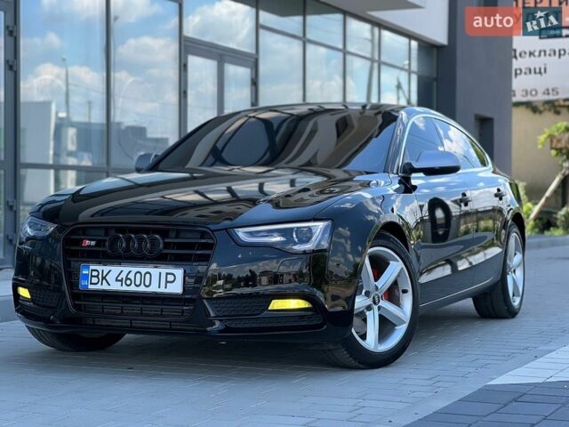 Черный Ауди А5, объемом двигателя 2 л и пробегом 270 тыс. км за 13800 $, фото 1 на Automoto.ua