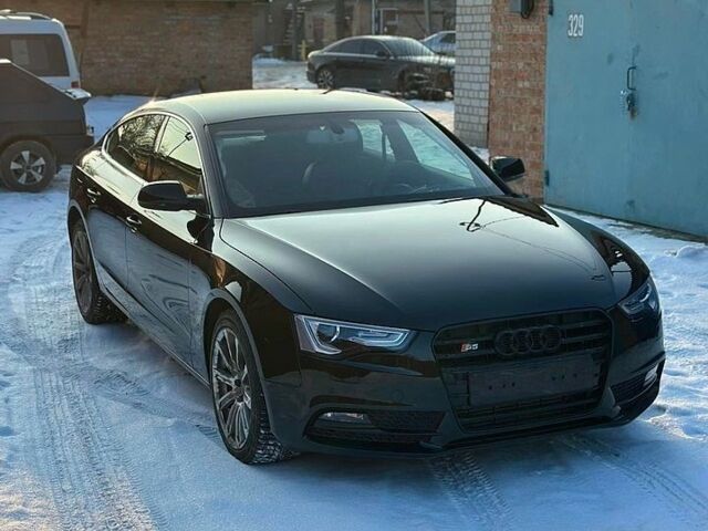 Черный Ауди А5, объемом двигателя 2 л и пробегом 175 тыс. км за 11200 $, фото 1 на Automoto.ua