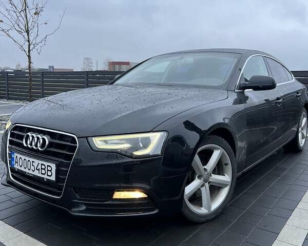 Черный Ауди А5, объемом двигателя 1.97 л и пробегом 215 тыс. км за 15500 $, фото 1 на Automoto.ua