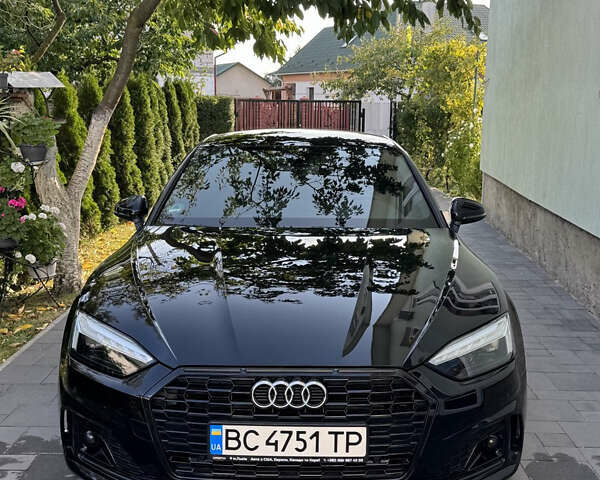 Черный Ауди А5, объемом двигателя 1.98 л и пробегом 23 тыс. км за 33200 $, фото 1 на Automoto.ua