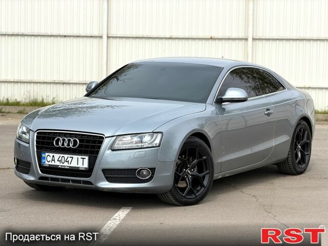 Сірий Ауді A5, об'ємом двигуна 1.8 л та пробігом 190 тис. км за 8899 $, фото 1 на Automoto.ua