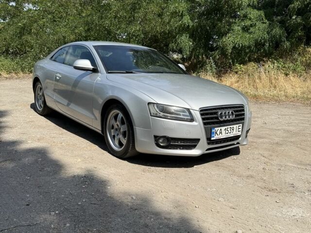 Сірий Ауді A5, об'ємом двигуна 3.2 л та пробігом 140 тис. км за 6500 $, фото 1 на Automoto.ua