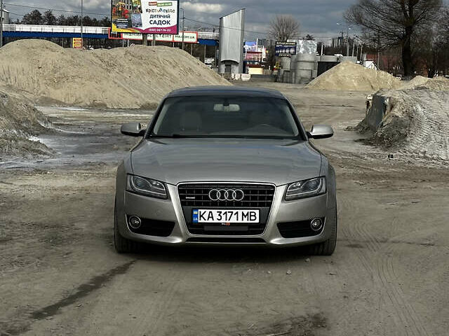 Сірий Ауді A5, об'ємом двигуна 1.98 л та пробігом 174 тис. км за 12500 $, фото 1 на Automoto.ua